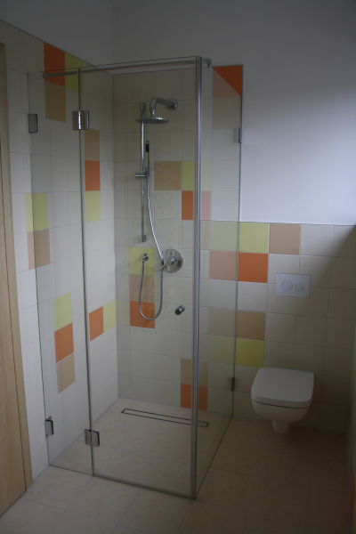 Echtglasdusche 2 aus Klarglas bis 1500 x 1500