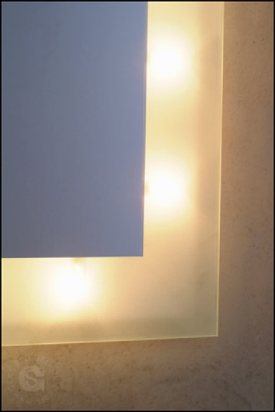 Hinterleuchteter Spiegel Brescia (Halogen Leuchten)